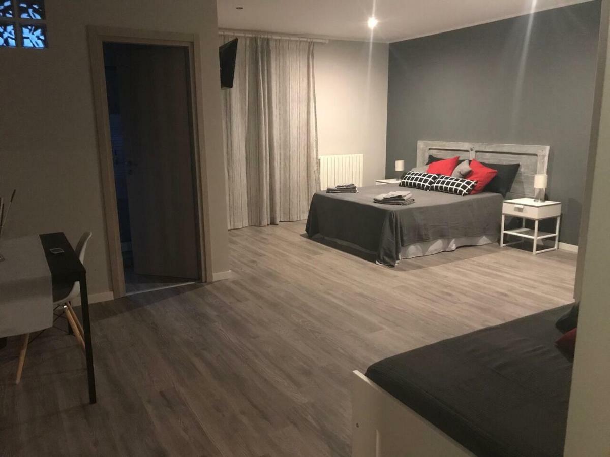 Bed and Breakfast Raya 28 Бари Экстерьер фото